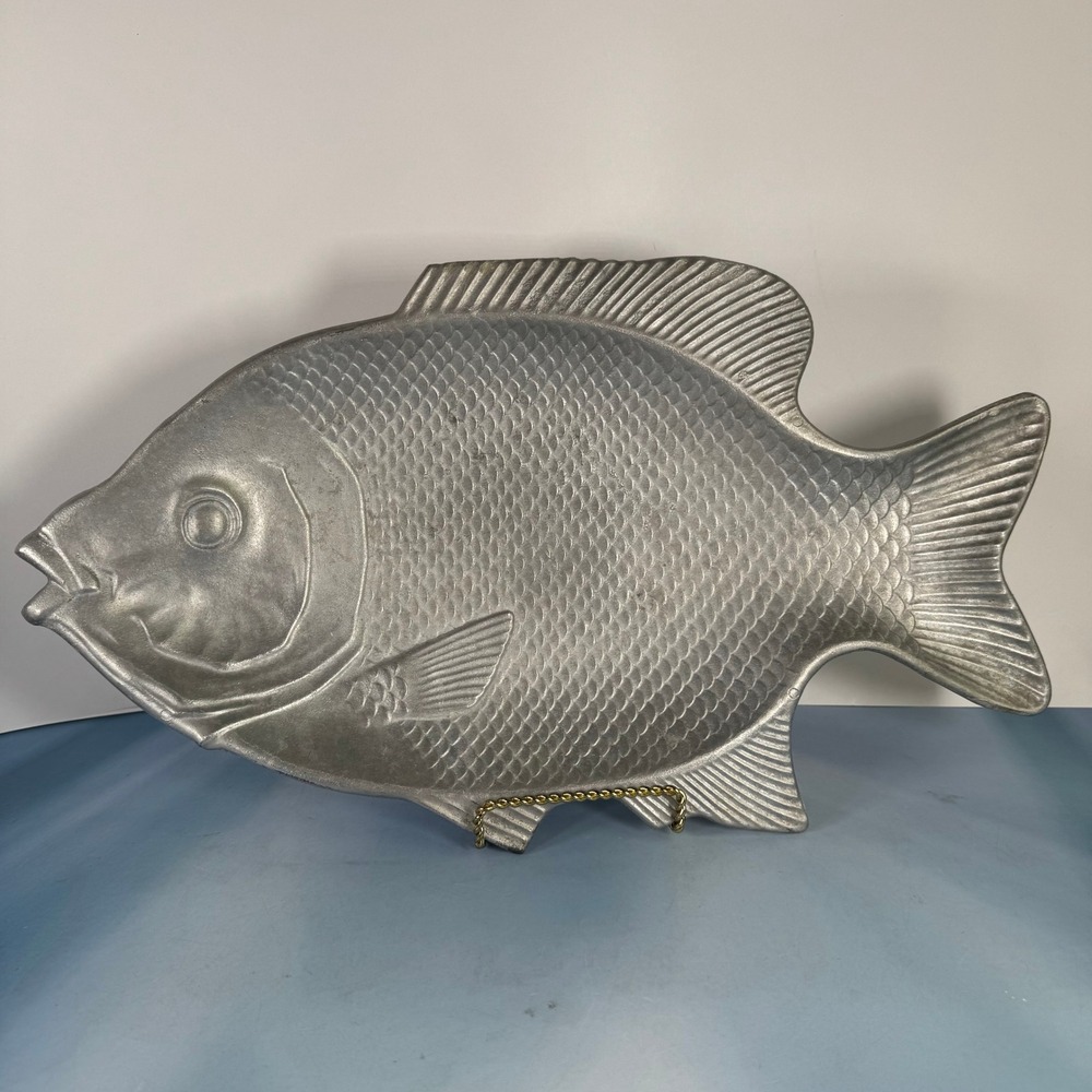 VTG Hoover 175 Cast Alumin LG Fish Serving Tray Platter Silver Coastal Nautical